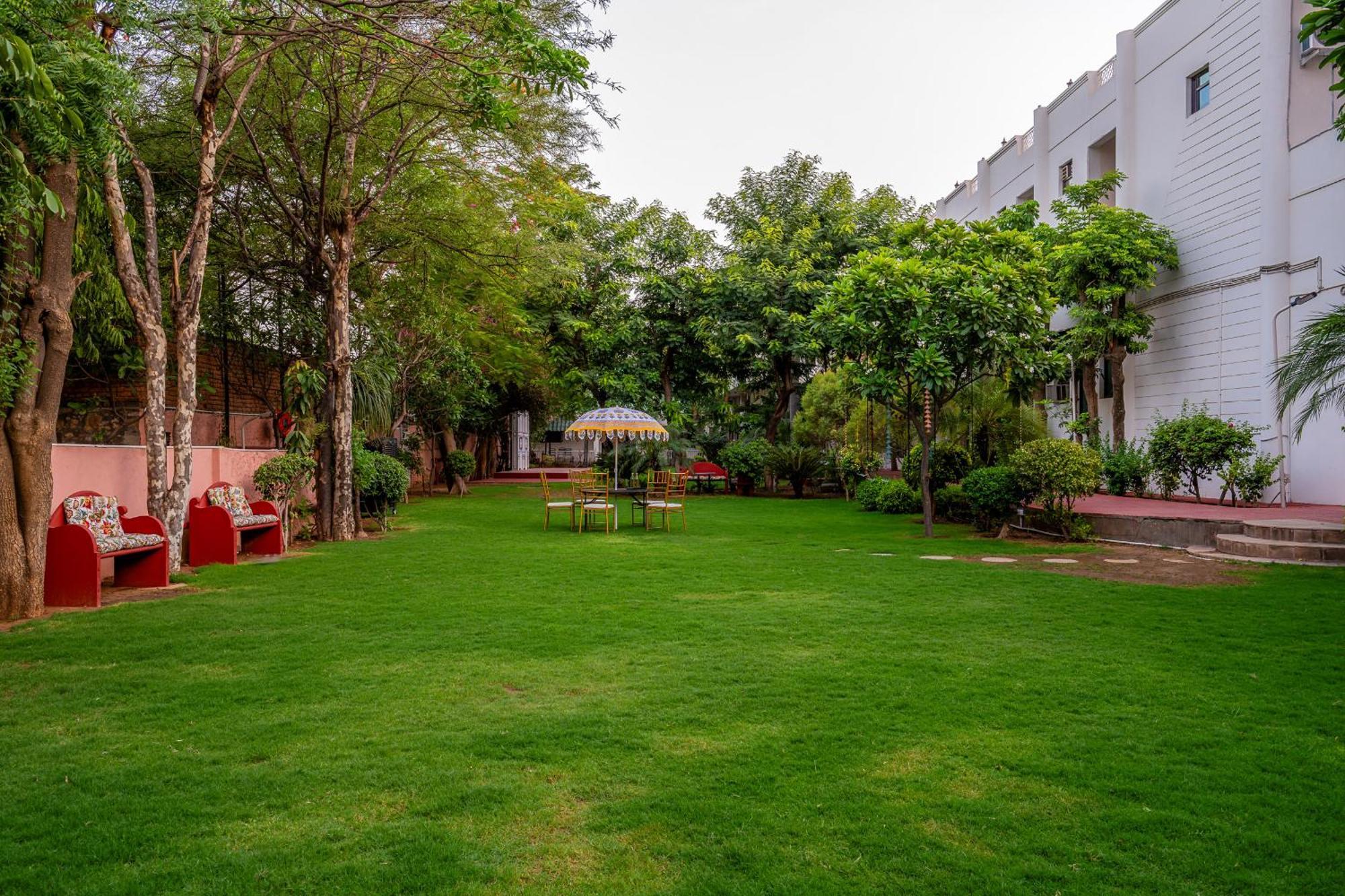 Nine Palms Resort Jaipur Dış mekan fotoğraf