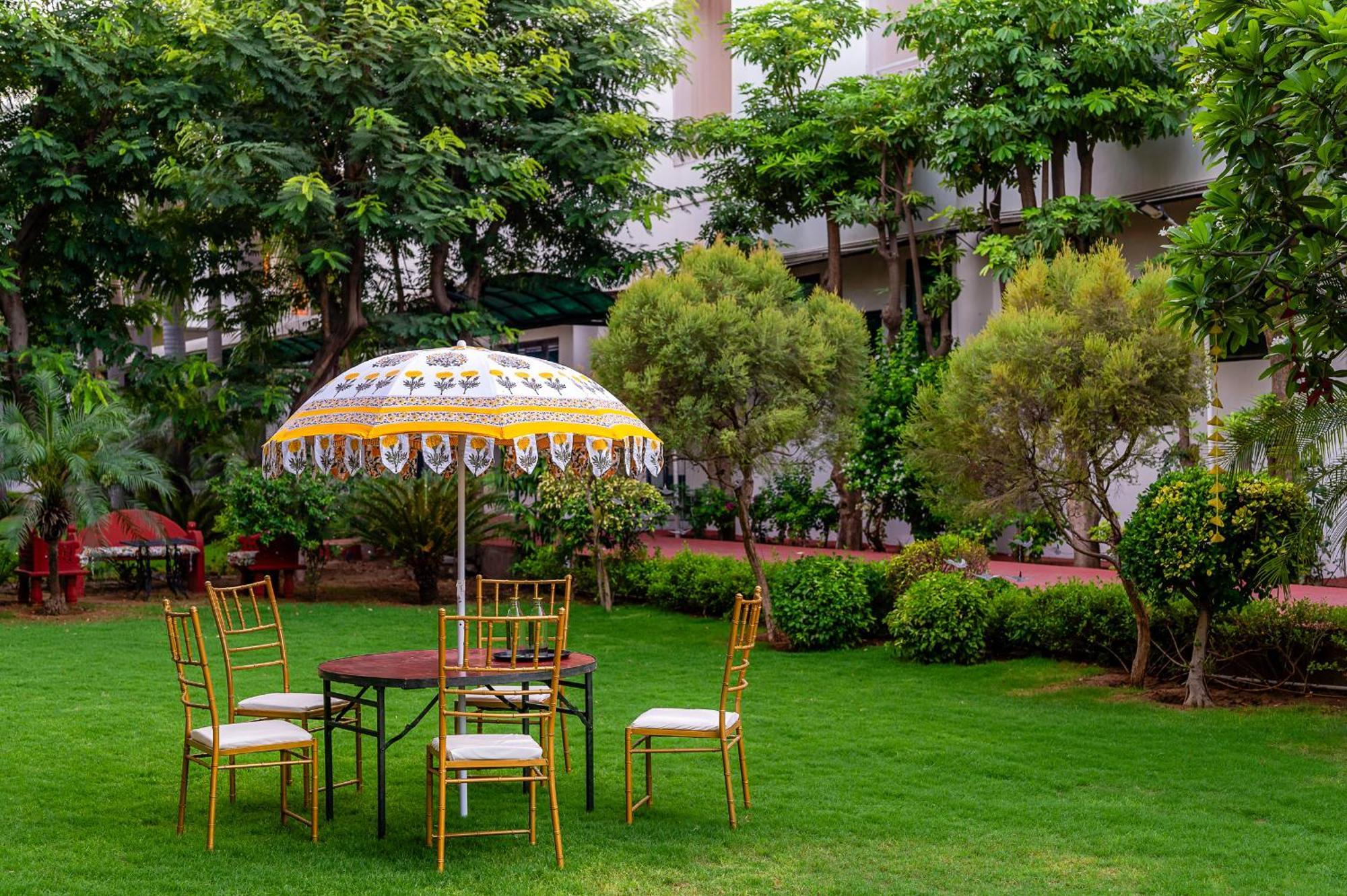 Nine Palms Resort Jaipur Dış mekan fotoğraf